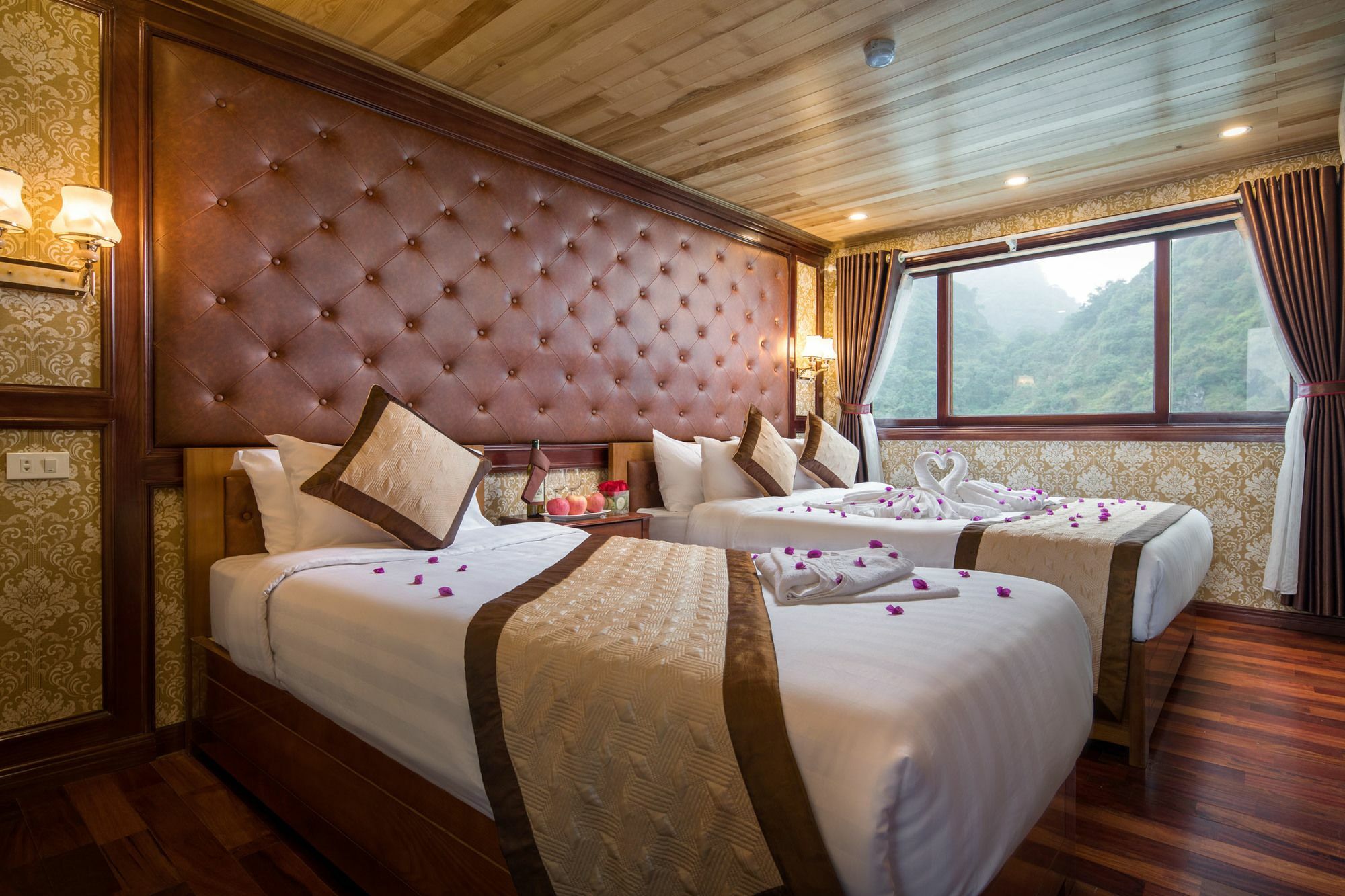 Harmony Boutique Cruises Hotel ฮาลอง ภายนอก รูปภาพ
